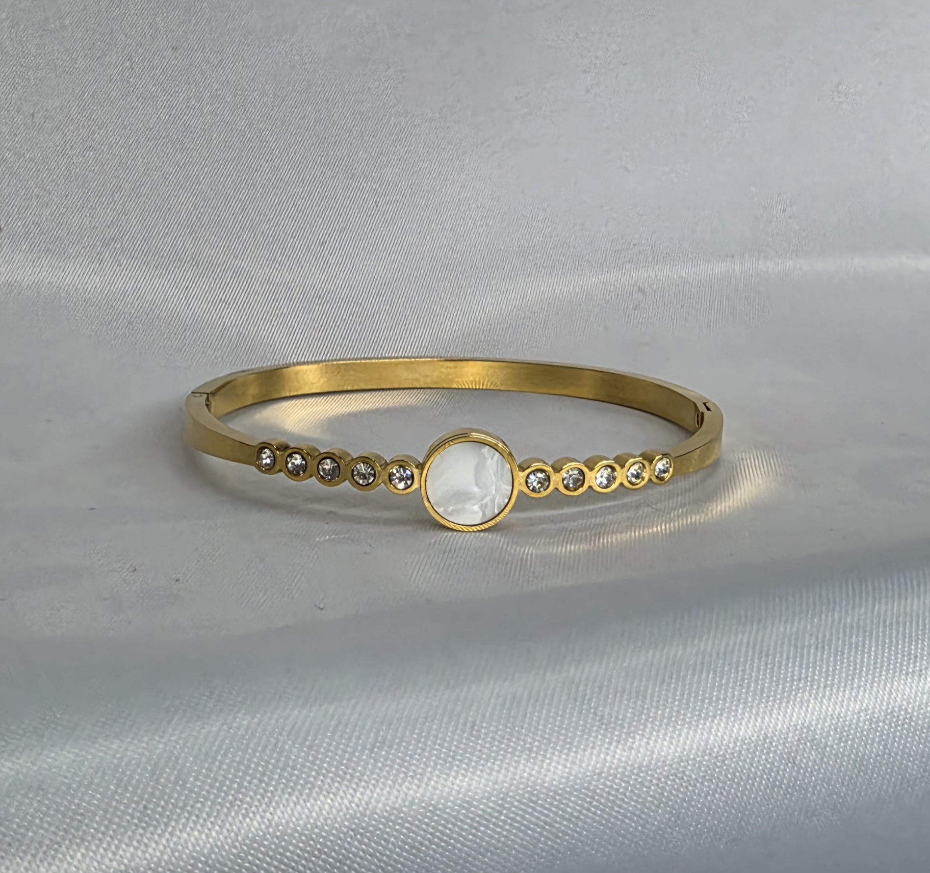 Emerald Line Gold Kada — view 2